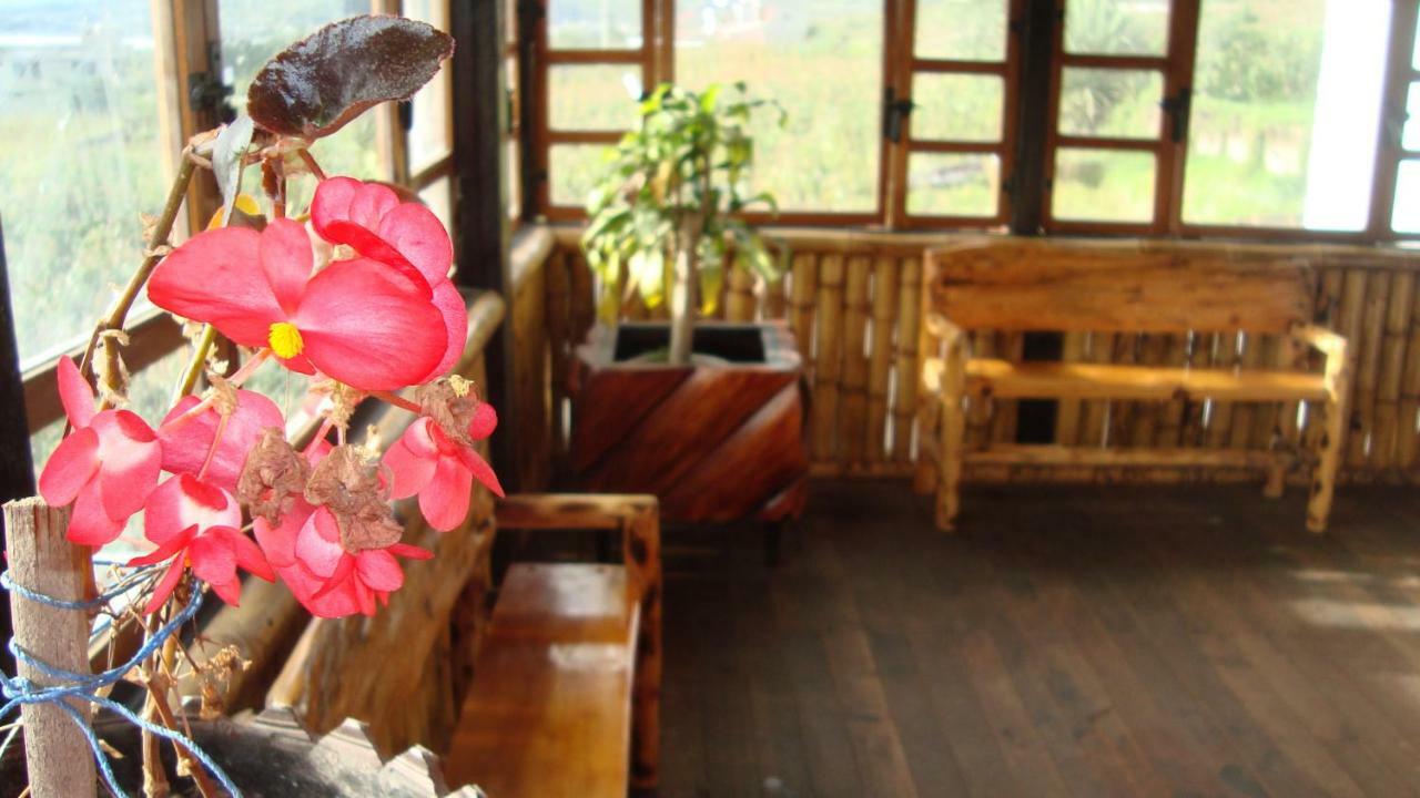 El Descanso “The Rest” オタバロ エクステリア 写真